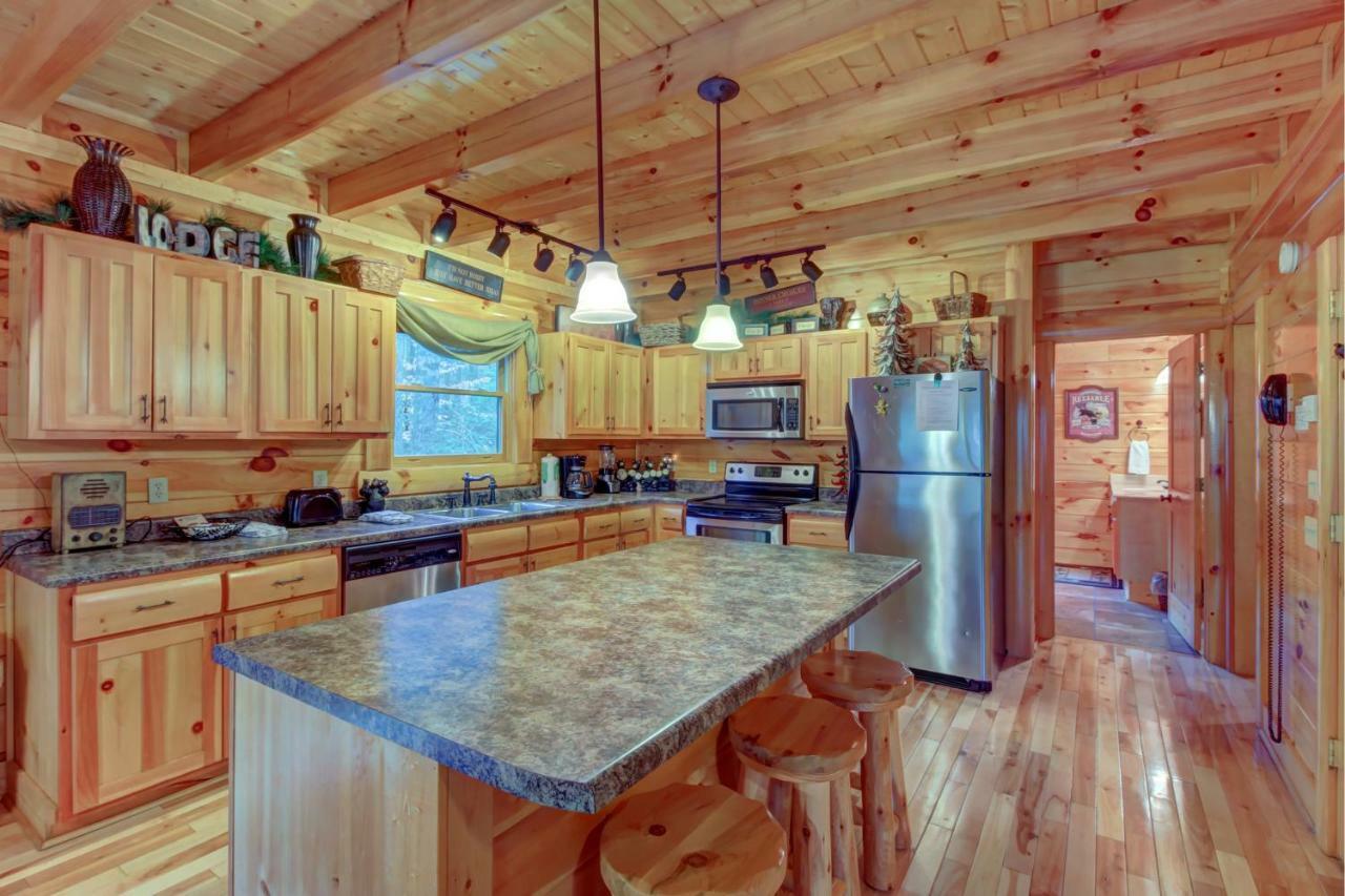 Bearfoot Retreat Villa Waldens Creek Екстериор снимка